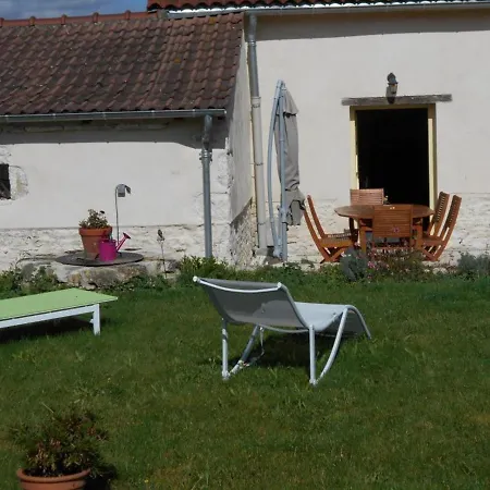 Charmante Maison Renovee, 4-5 Pers., Jardin Clos, Pres De Charroux Et Ebreuil. Draps Inclus, Animaux Ok - Fr-1-489-181 Vakantiehuis