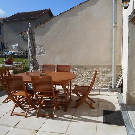 Charmante Maison Renovee, 4-5 Pers., Jardin Clos, Pres De Charroux Et Ebreuil. Draps Inclus, Animaux Ok - Fr-1-489-181 Vakantiehuis *