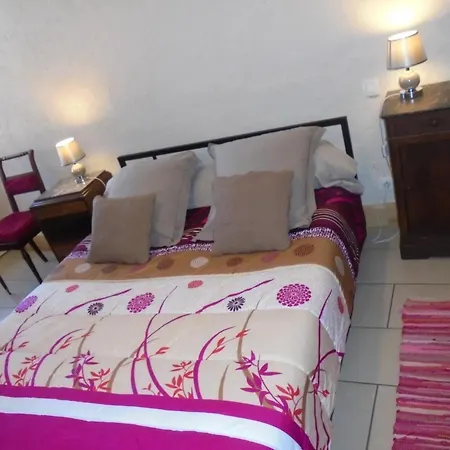 Charmante Maison Renovee, 4-5 Pers., Jardin Clos, Pres De Charroux Et Ebreuil. Draps Inclus, Animaux Ok - Fr-1-489-181 Vakantiehuis Saint-Bonnet-de-Rochefort