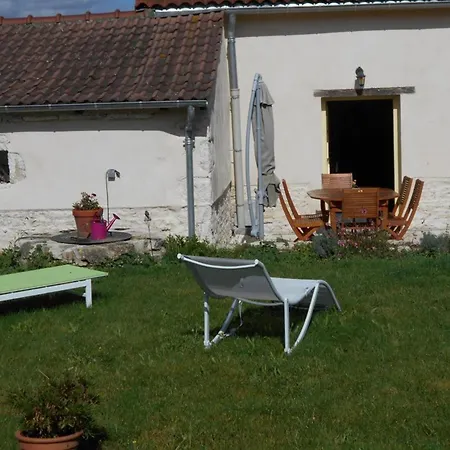 Charmante Maison Renovee, 4-5 Pers., Jardin Clos, Pres De Charroux Et Ebreuil. Draps Inclus, Animaux Ok - Fr-1-489-181 Vakantiehuis